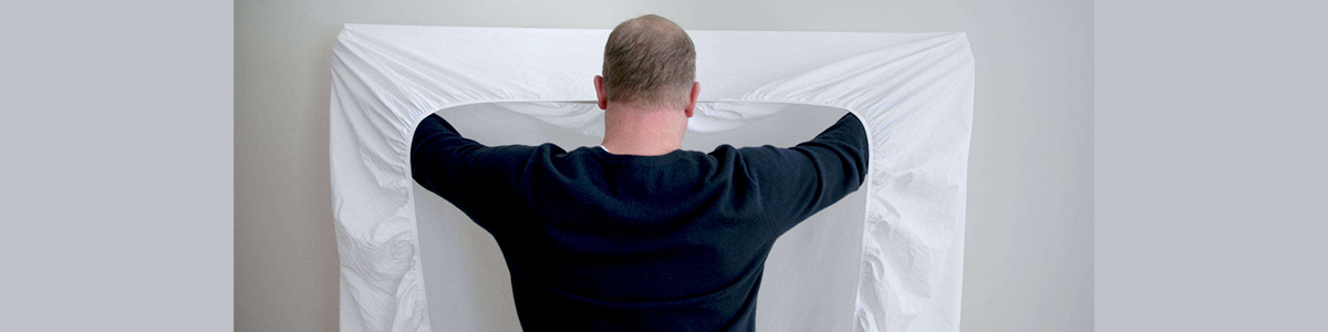 How to Fold a Fitted Sheet